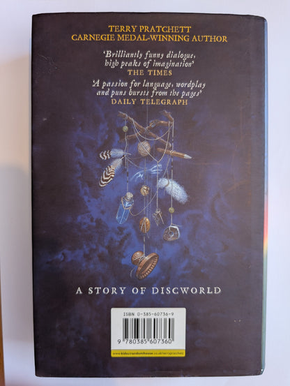 A Hat Full Of Sky by Terry Pratchett (Hardcover, 2004)